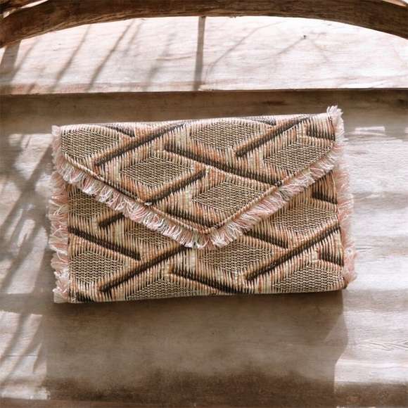 Urban Expressions Handbags - Urban Expressions clutch